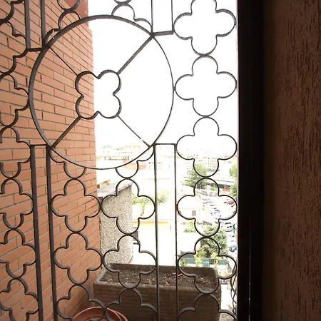 Margherita Holiday House * Rome